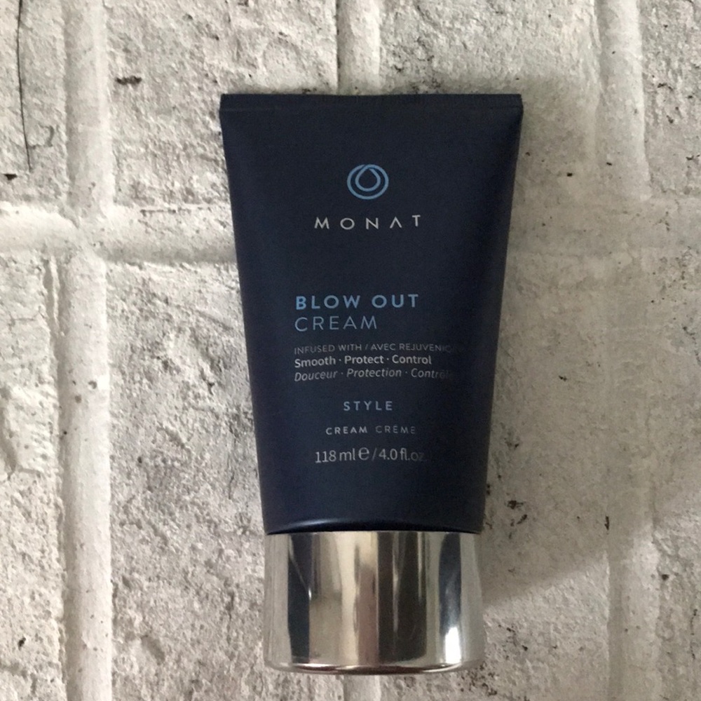 Monat Blow Out Cream